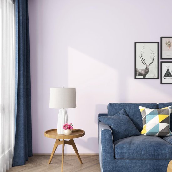 Unyqoos® Folie voor meubels in zachte lila tint met zelfklevende functie voor veelzijdig gebruik