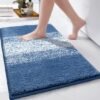 Unyqoos® Super Zachte Hoogpolige Microvezel Badmat met Antislip en Machinewasbaarheid, 50 x 80 cm