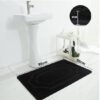 Unyqoos® Zachte, Antislip Badmat voor Optimale Comfort en Veiligheid in de Badkamer, 50 x 80 cm, Zwart