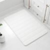 550x550-20000.jpg Unyqoos® Ultrazachte witte badmat van traagschuim met antislip en snelle absorptie