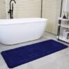 Unyqoos® Grote blauwe badkamermat 60x150 cm met antislip en wasbare microvezel