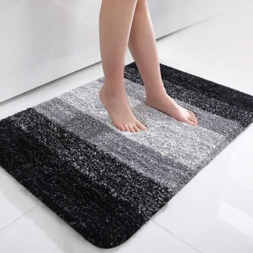 Unyqoos® Hoogpolige en Wasbare Badmat voor Veiligheid en Comfort in Badkamer