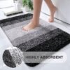Unyqoos® Hoogpolige en Wasbare Badmat voor Veiligheid en Comfort in Badkamer