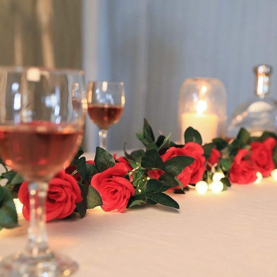 Unyqoos ® Realistische Kunstrozen Slinger van 240 cm voor Decoratieve Toepassingen