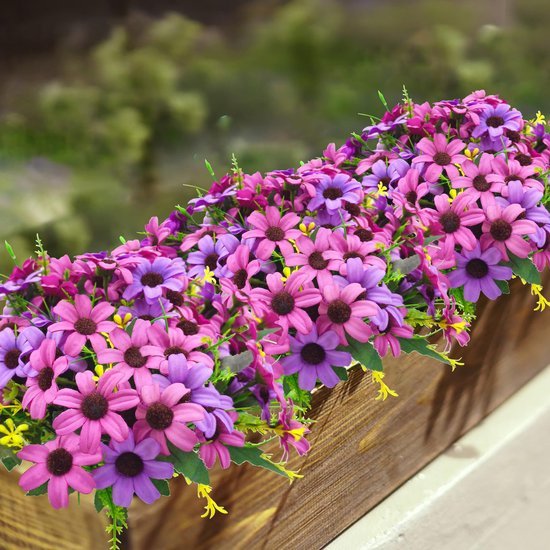 Unyqoos ® Betoverende Kunstbloemenbundel voor Binnen- en Buitendecoratie, Weerbestendig en Levensecht