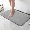Unyqoos® Grijze badmat van memoryfoam 40x60 cm voor diverse ruimtes in huis