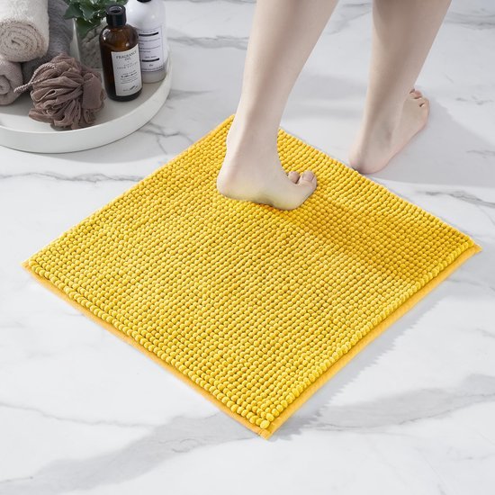 Unyqoos® Zachte Antislip Badmat Set voor Optimale Badkamerervaring in Geel, 45 x 45 cm