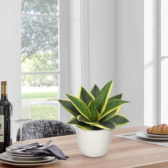 Unyqoos® Kunstmatige Sansevieria Plant voor Stijlvolle Thuis- en Kantoorinrichting