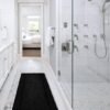 550x550-22108.jpg Unyqoos® Set van 2 Zwarte Badmatten en WC-mat met Antislip en Zachte Microvezel