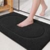 Unyqoos® Zwarte zachte badmat met antislip en waterabsorberend microvezelmateriaal