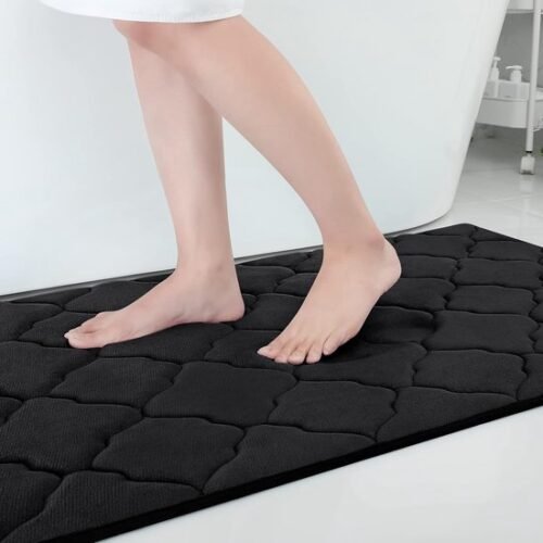550x550-22615.jpg Unyqoos® Zachte en Absorberende Badkamermat met Antislip voor Veilig Gebruik
