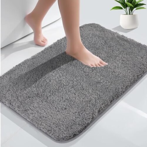 550x550-22783.jpg Unyqoos® Zachte en absorberende antislip badmat van microvezel in grijze tint