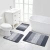 Unyqoos® Complete Luxe Badkamermat Set met Superzachte Microvezel en Antislip Functie
