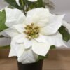 Unyqoos® Realistisch ogende witte kerstster in pot voor feestelijke decoratie