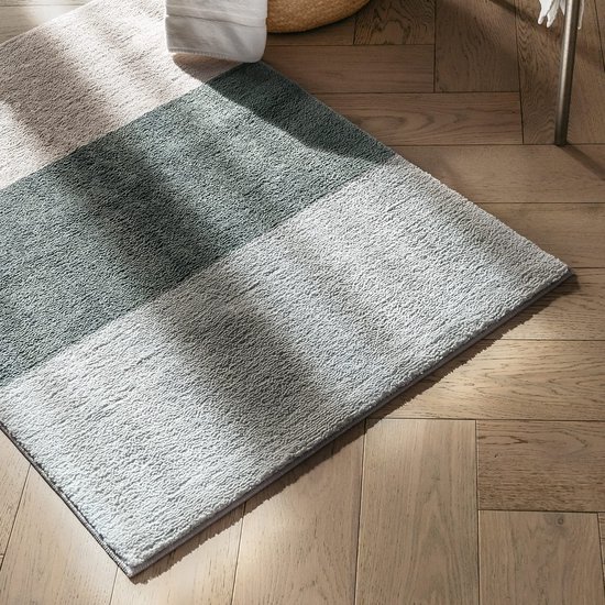 Unyqoos® Lichtgrijze badmat met antislip en sneldrogende eigenschappen voor badkamers