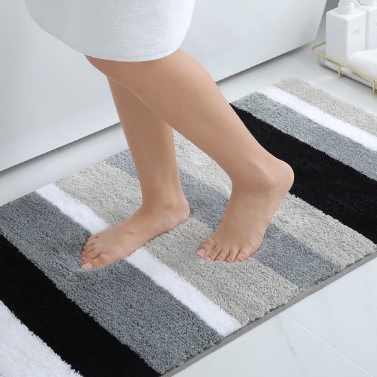 550x550-23501.jpg Unyqoos® Zachte en absorberende badmat met antislip voor veilige badkamerervaring 60 x 90 cm