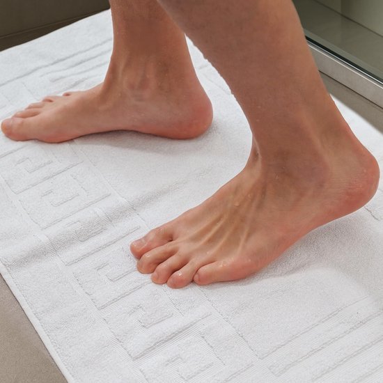 550x550-23869.jpg Unyqoos® Luxe tweedelige badmatset van katoen voor comfort en stijl in de badkamer