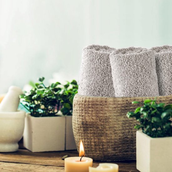 Unyqoos® Zachte en Luxe Handdoeken Set voor Dagelijks Gebruik - 6-Delig Inclusief Badlakens, Handdoeken en Waslapjes