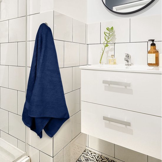 550x550-25469.jpg Unyqoos® Luxueuze Set van 4 Zachte Absorberende Badhanddoeken 69 x 137 cm voor Huis en Spa