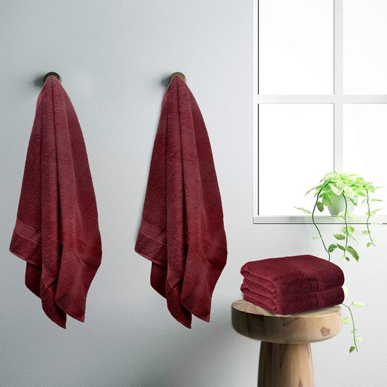 Unyqoos® Verwen Jezelf met Luxe: Set van 4 Ultra Zachte Katoenen Handdoeken voor Dagelijks Comfort
