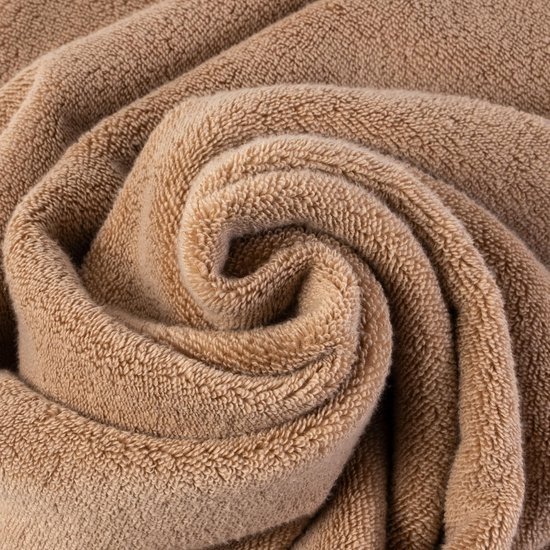 Unyqoos® Luxueuze Set van Twee Zachte Badhanddoeken in Elegante Kleuren voor Optimale Comfortbeleving