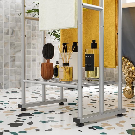 Unyqoos ® Stijlvolle Vrijstaande Handdoekhouder met Drie Robuuste Stangen voor Optimale Ruimtebenutting in Badkamer en Keuken