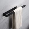 Unyqoos ® Stijlvolle Zelfklevende Handdoekhouder voor Badkamer en Keuken - Roestvrij Staal, Mat Zwart, Ruimtebesparend Ontwerp