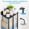 550x550-26479.jpg Unyqoos® Ruime zwarte wandhanddoekhouder met houten plank voor badkameropslag