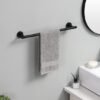 Unyqoos® Moderne Zwarte Handdoekhouder van 50 cm met Roestvrij Stalen Wandmontage en Schroefbevestiging
