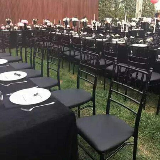 550x550-27802.jpg Unyqoos® Set van 5 zwarte elastische stoelhoezen voor veelzijdig gebruik in huis en evenementen