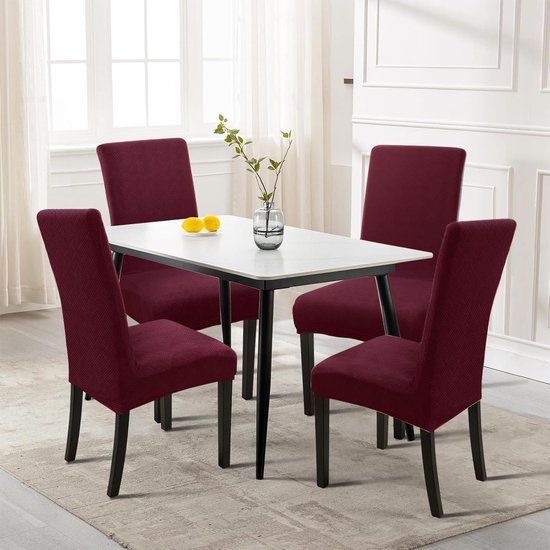 550x550-28095.jpg Unyqoos® Set van 4 elastische stoelhoezen in rood met modern jacquardpatroon