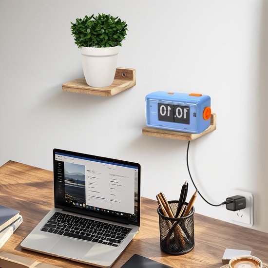 Unyqoos® Set van twee compacte houten wandrekken voor stijlvolle presentatie en opslag