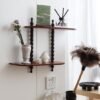550x550-29250.jpg Unyqoos® Tweedelig zwevend wandrek van hout voor diverse interieurstijlen