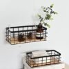 550x550-29606.jpg Unyqoos® Stijlvolle metalen wandkorf met houten basis voor veelzijdige opslag