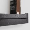 Unyqoos® Zwart metalen wandrek met plank voor badkamer en keuken opbergruimte