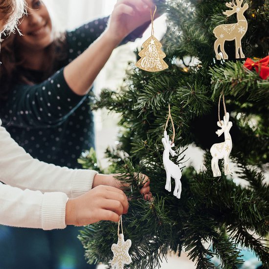 Unyqoos ® Set van 24 Luxe Houten Kerstboomdecoraties in Diverse Vormgeving voor Feestelijke Sfeer