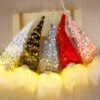 550x550-31495.jpg Unyqoos® Set van vijf verlichte kerstkabouters voor feestelijke binnenhuisdecoratie