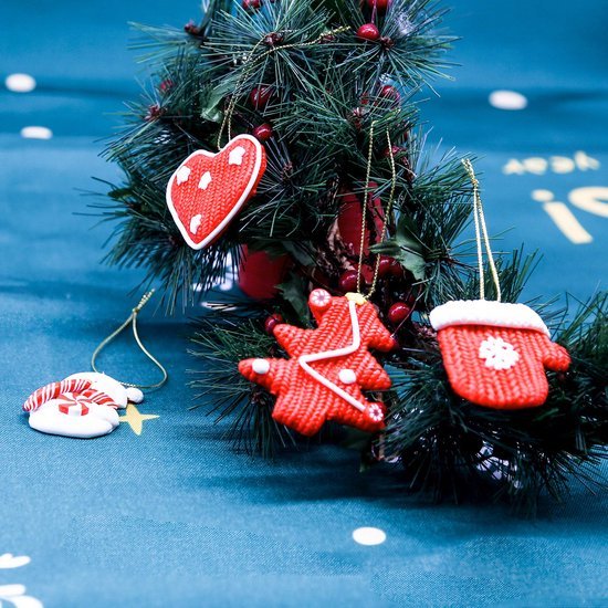 Unyqoos® Feestelijke set van 18 unieke hangornamenten voor de kerstboom versiering