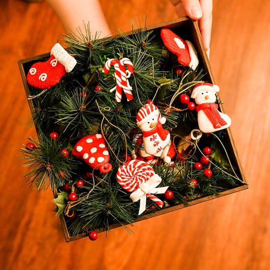 Unyqoos® Feestelijke set van 18 unieke hangornamenten voor de kerstboom versiering