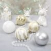 550x550-31615.jpg Unyqoos® Set van 20 elegante kunststof kerstballen van 6 cm met goud en wit ontwerp