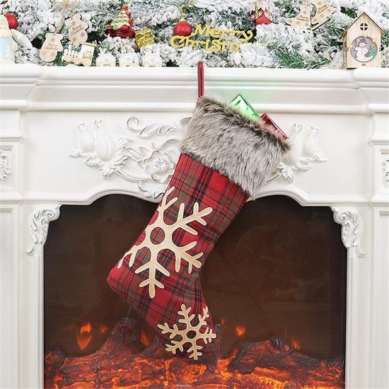 Unyqoos® Set van vier decoratieve kerstkousen met sneeuwvlokken en plaid patroon