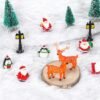 550x550-31773.jpg Unyqoos® Set van 24 Miniatuur Kerstfiguren voor Feestelijke Tafeldecoratie
