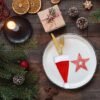 550x550-32061.jpg Unyqoos® Set van 10 feestelijke kersttafeldecoraties in de vorm van mini-kerstmutsen