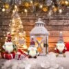 550x550-32125.jpg Unyqoos® Set van Drie Handgemaakte Kabouters voor Sfeervolle Kerstdecoratie Thuis