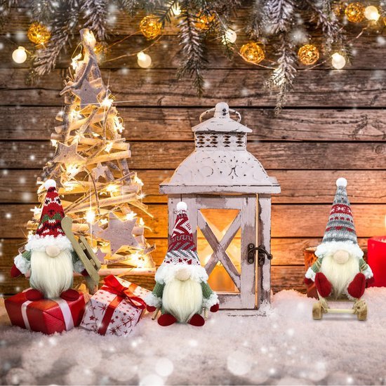 550x550-32125.jpg Unyqoos® Set van Drie Handgemaakte Kabouters voor Sfeervolle Kerstdecoratie Thuis