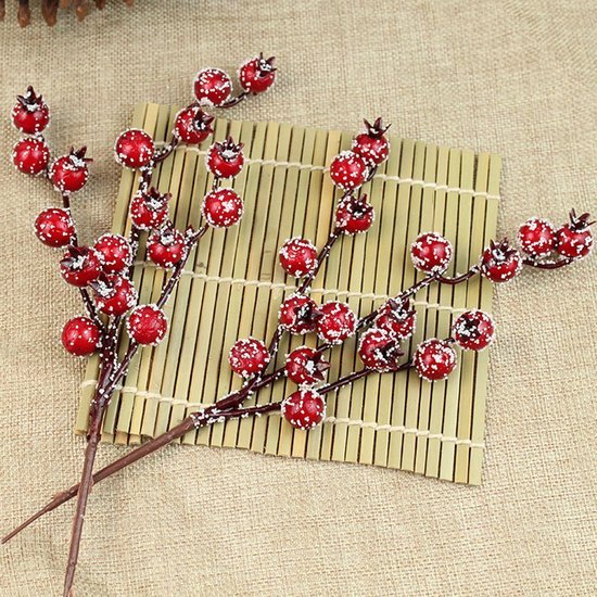 550x550-32255.jpg Unyqoos® Set van 14 decoratieve rode bessen voor feestelijke en creatieve toepassingen