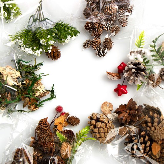 Unyqoos® Set van 6 Natuurlijke Kerstdecoraties met Kegels en Takken voor Feestelijke Sfeer
