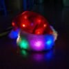 Unyqoos® Rode pluchen kerstmuts met LED-verlichting voor feestelijke gelegenheden