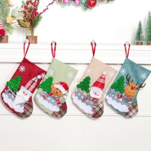 550x550-32575.jpg Unyqoos® Set van vier decoratieve kerstkousen met feestelijke motieven voor sfeervolle kerstdecoratie