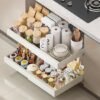 Unyqoos® Ruimtebesparende uittrekbare lade voor keuken en badkamer organisatie